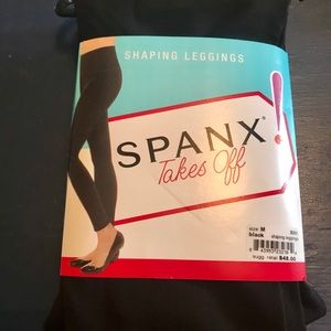 Brand New Spanx Leggings in Package sz(M)